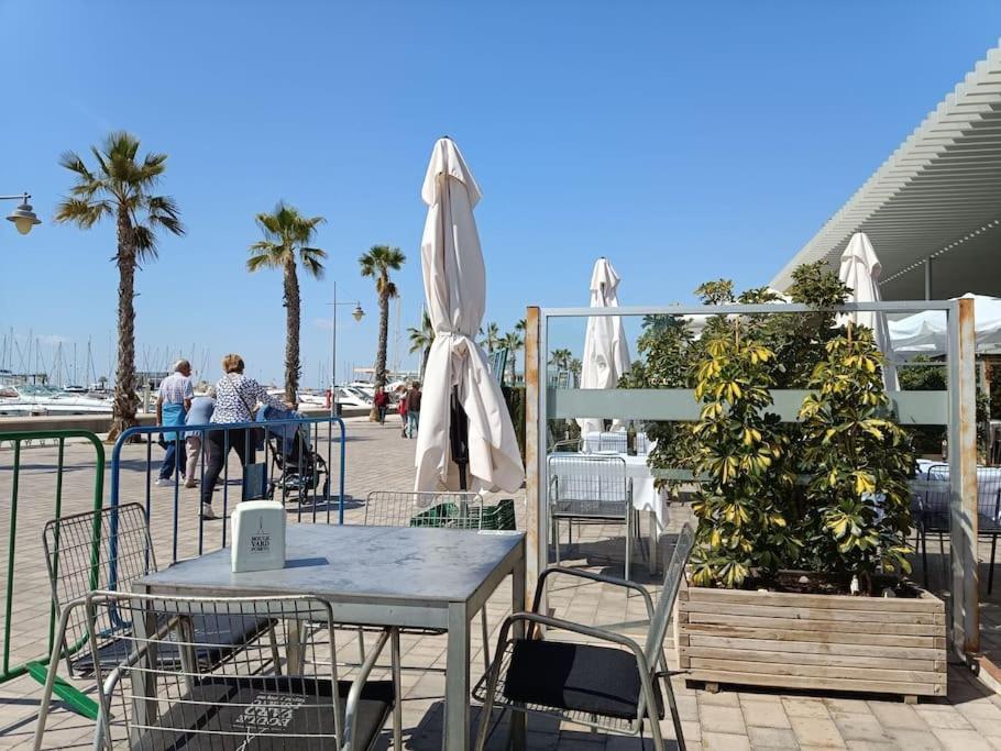 Al Lado De Barcos Y Gran Playa. Apartman Santa Pola Kültér fotó