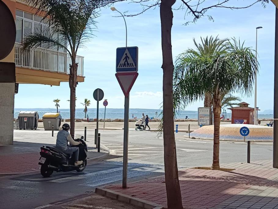 Al Lado De Barcos Y Gran Playa. Apartman Santa Pola Kültér fotó